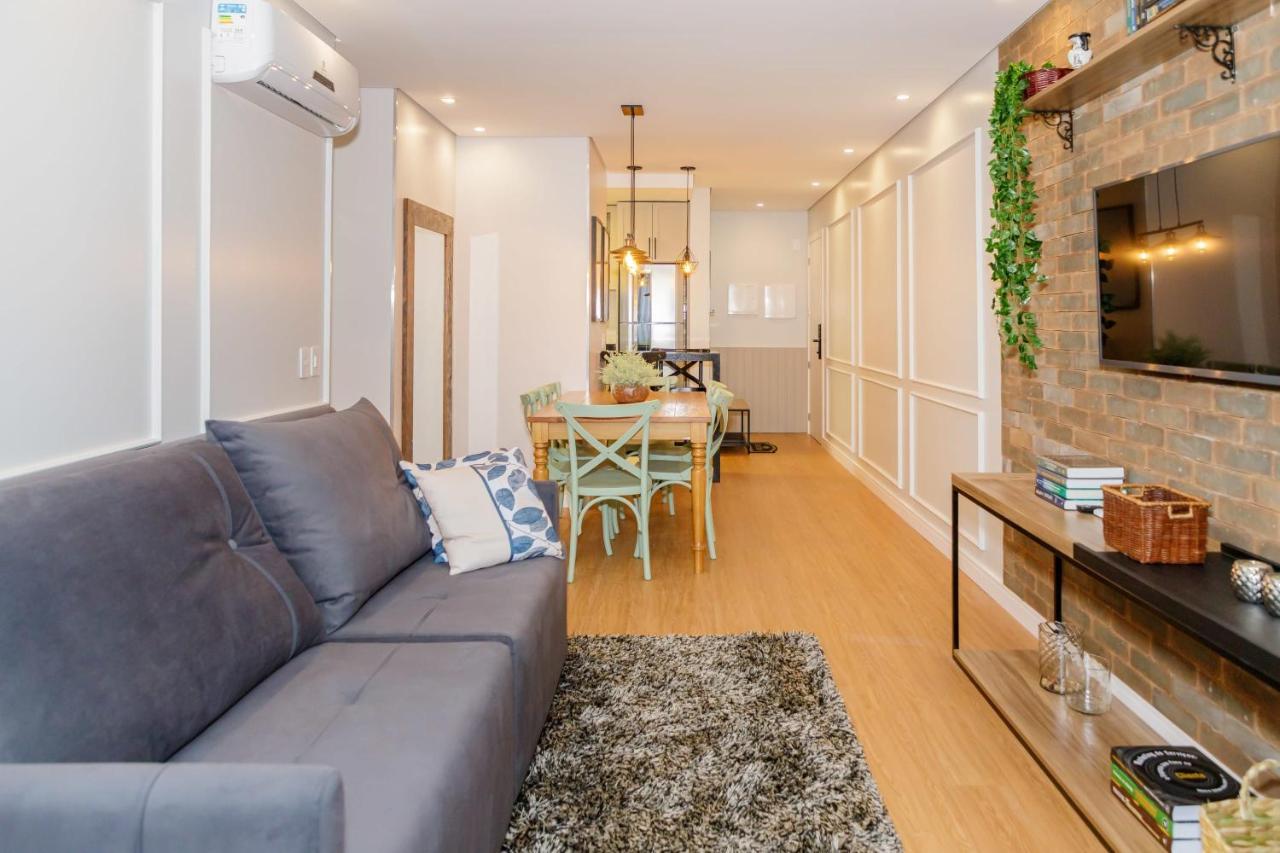Novo Maravilhoso Apartamento No Centro - Gramadoアパートメント エクステリア 写真