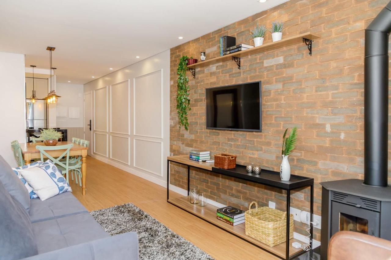 Novo Maravilhoso Apartamento No Centro - Gramadoアパートメント エクステリア 写真