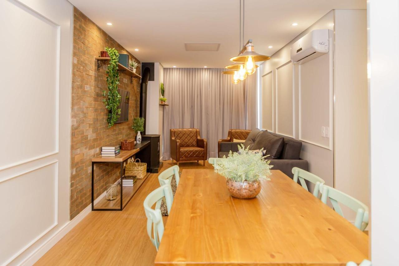 Novo Maravilhoso Apartamento No Centro - Gramadoアパートメント エクステリア 写真